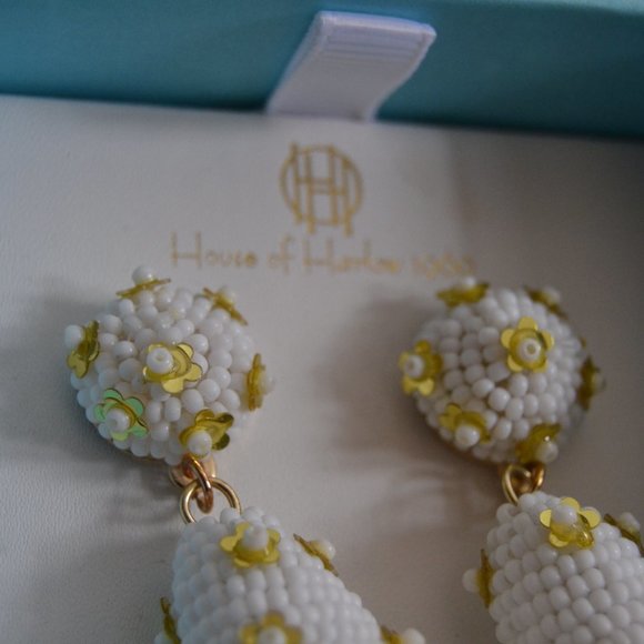 House of Harlow 1960 Beaded Yellow Daisy Dangle Drop Earrings - Picture 7 of 9